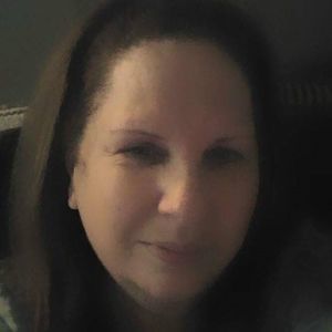 Meet your Posher, Beverly